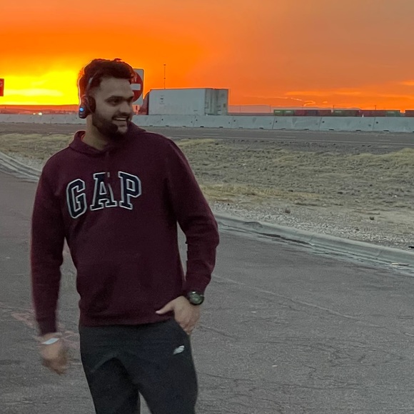 Meet your Posher, Simranjeet - Picture 1 of 1